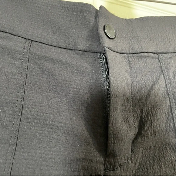 Athleta Shorts Womens Black Size 4 Trekkie Ripstop Trail Hiking Nylon Active - Picture 7 of 12